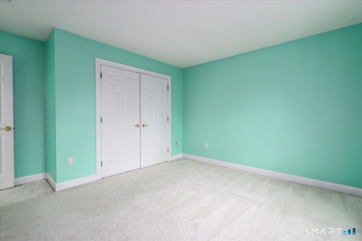 6 Horizon Court Monroe CT 06468