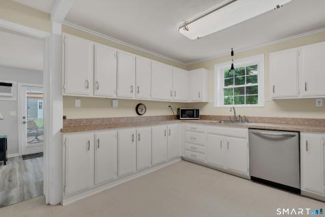 4 Grove Road Portland CT 06480