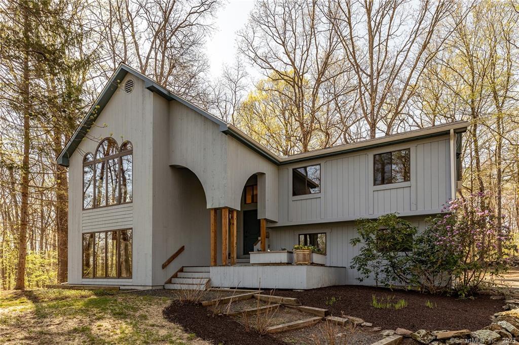 10 Candleview Drive Sherman CT 06784
