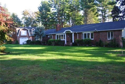 77 Woodfield Road Woodbridge CT 06525