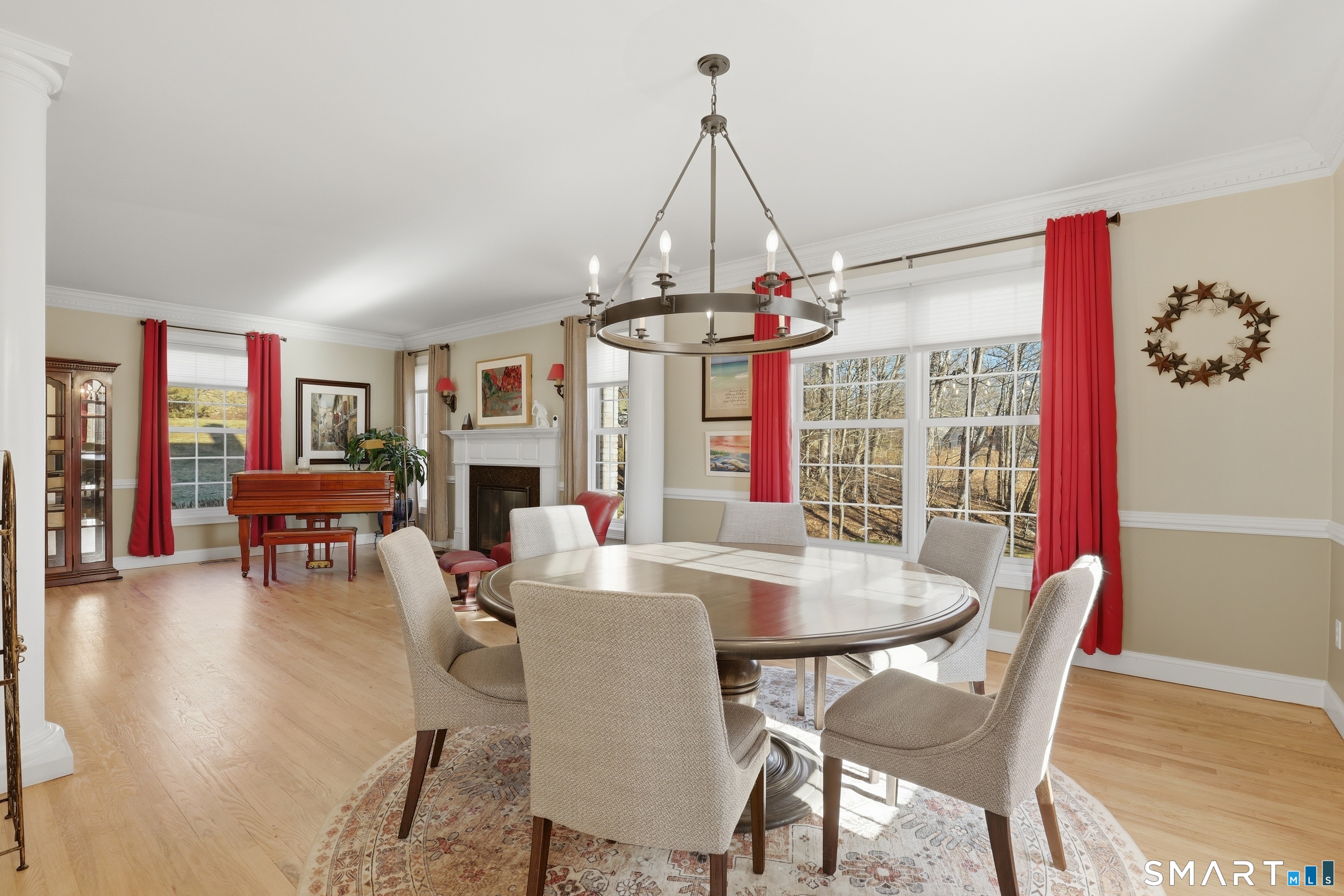10 Briarwood Lane Newtown CT 06470
