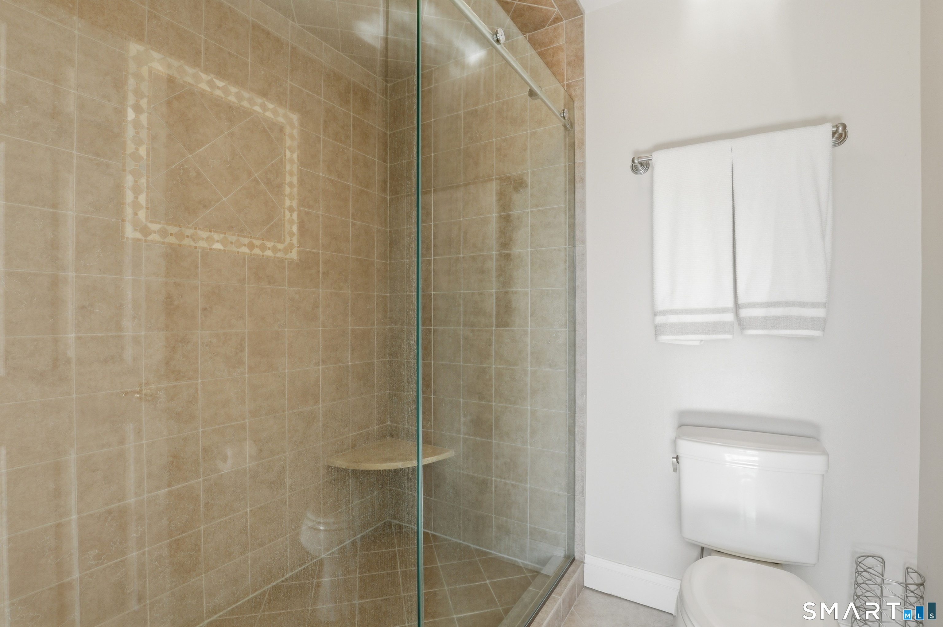 10 Briarwood Lane Newtown CT 06470