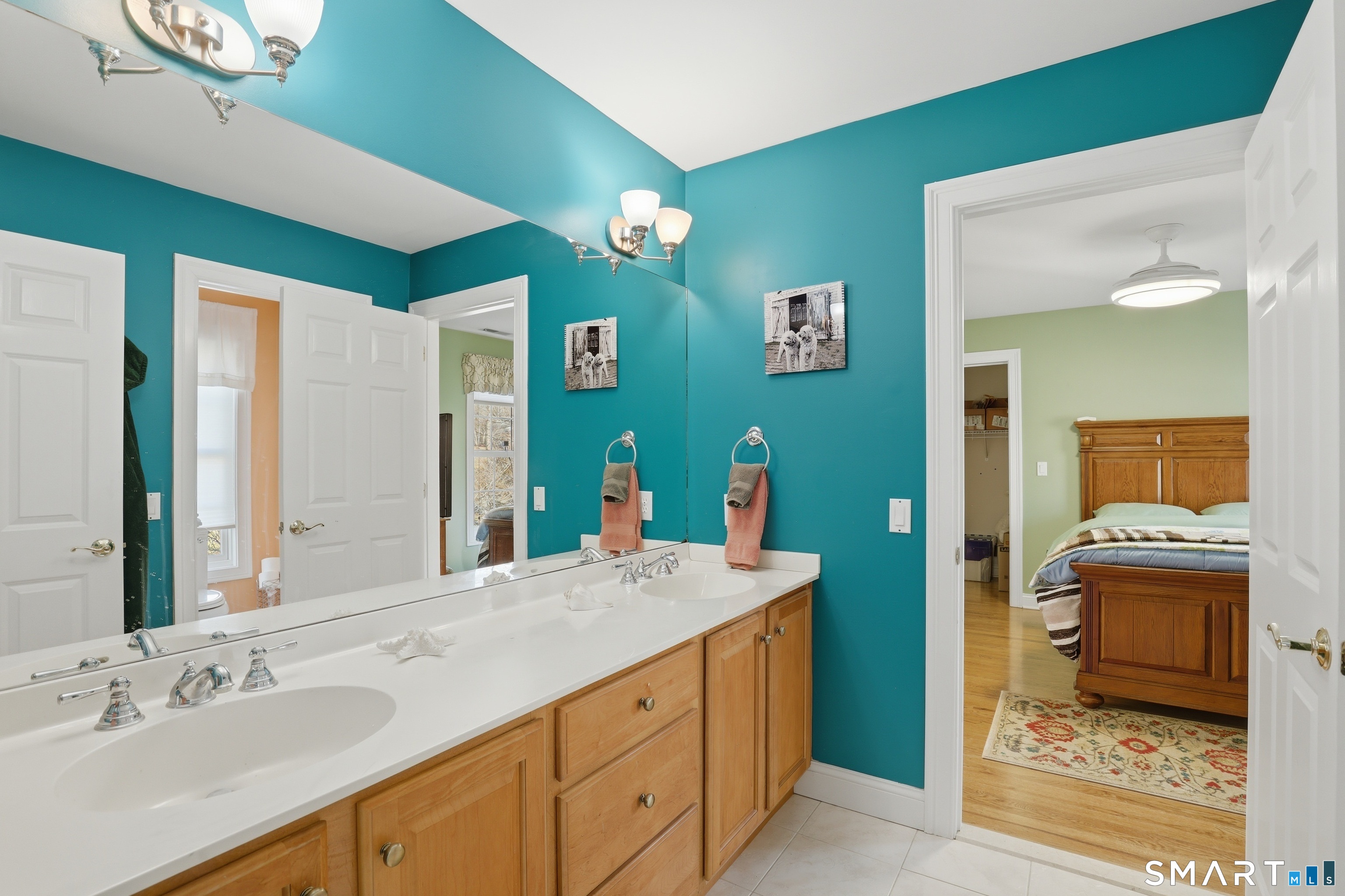 10 Briarwood Lane Newtown CT 06470