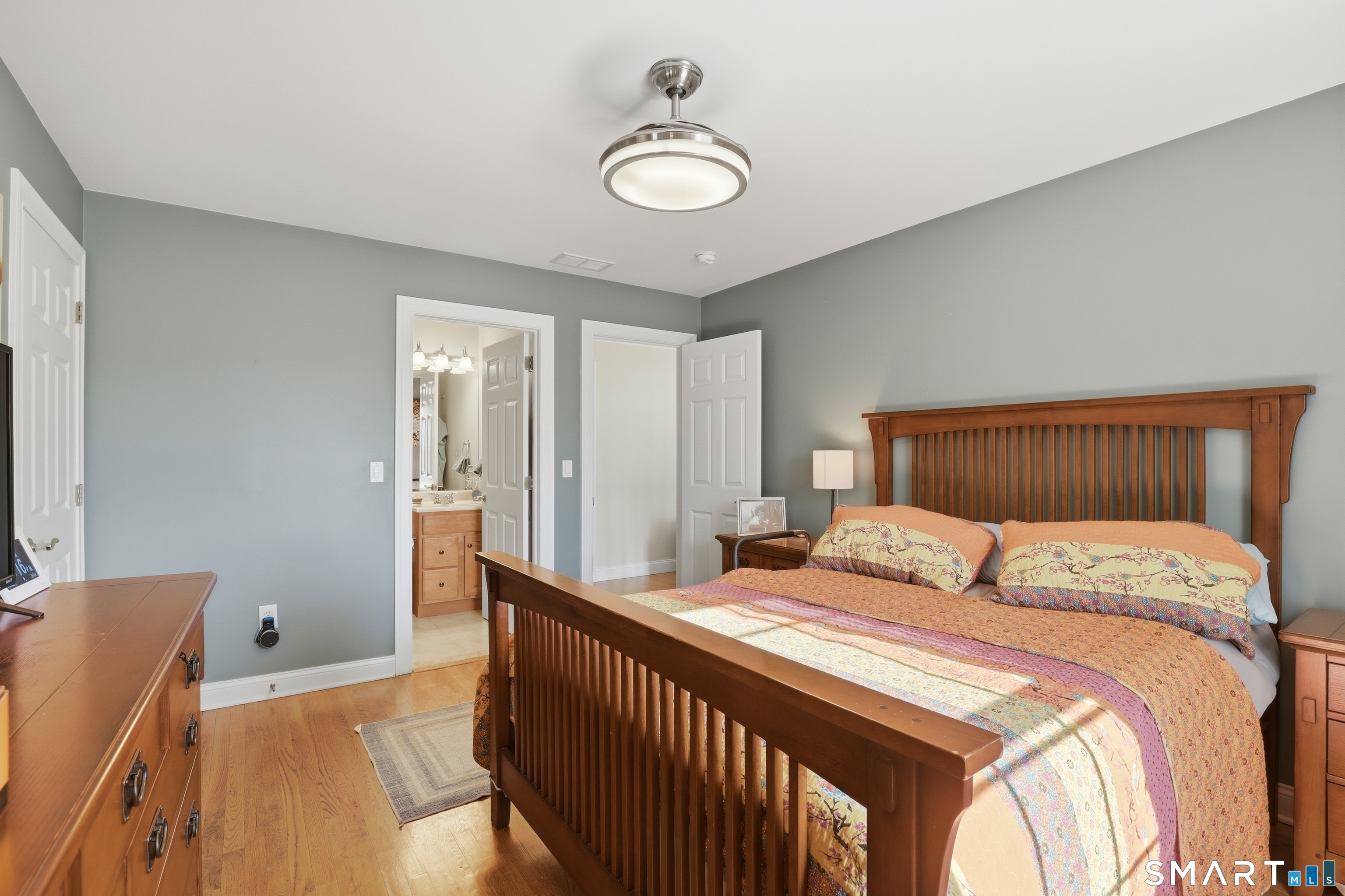 10 Briarwood Lane Newtown CT 06470