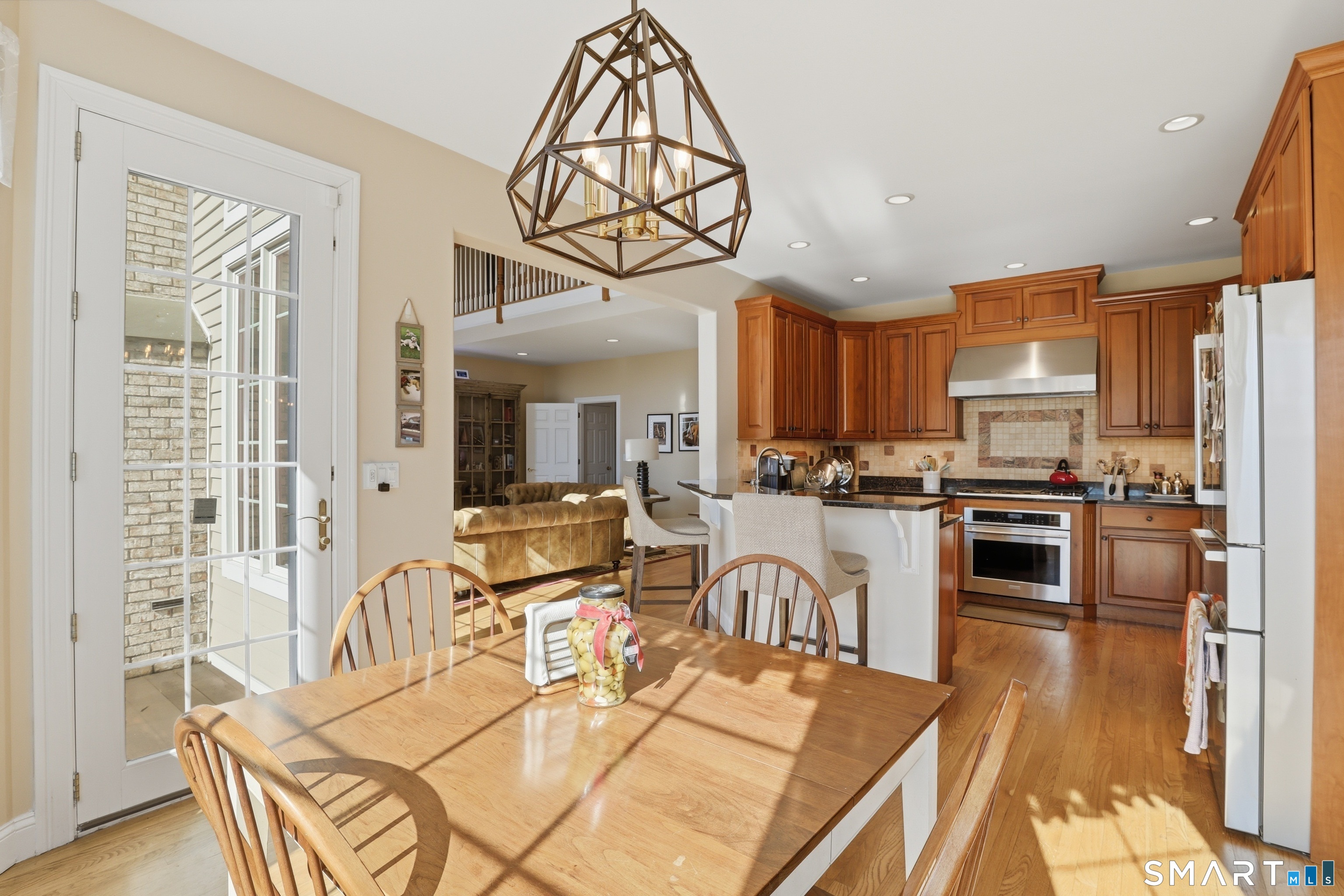 10 Briarwood Lane Newtown CT 06470