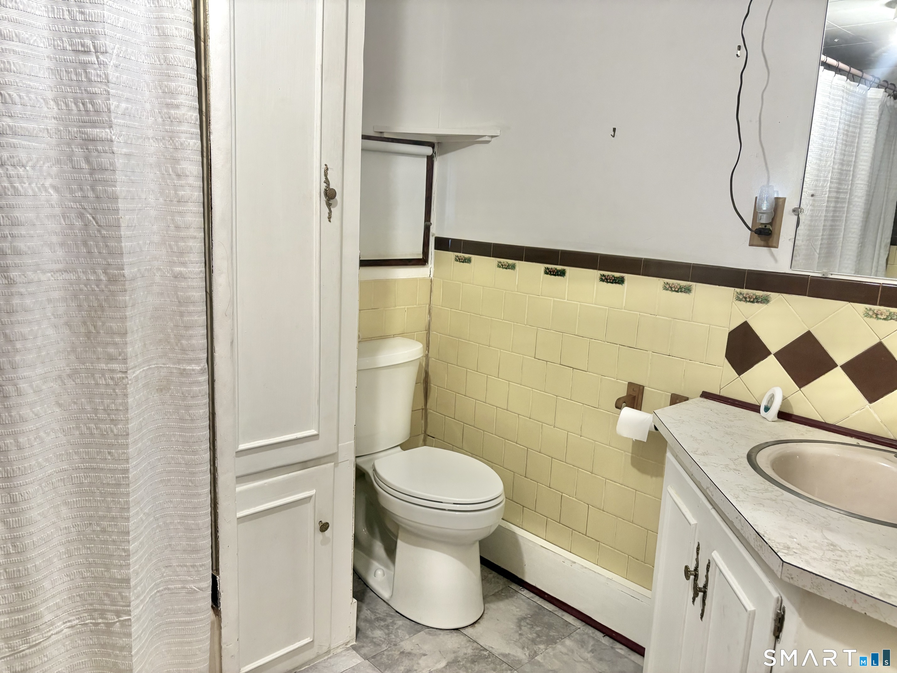 21 Friendship Street Norwich CT 06360