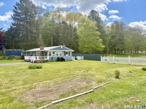 21 Friendship Street Norwich CT 06360