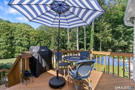 1431 Long Hill Road Guilford CT 06437