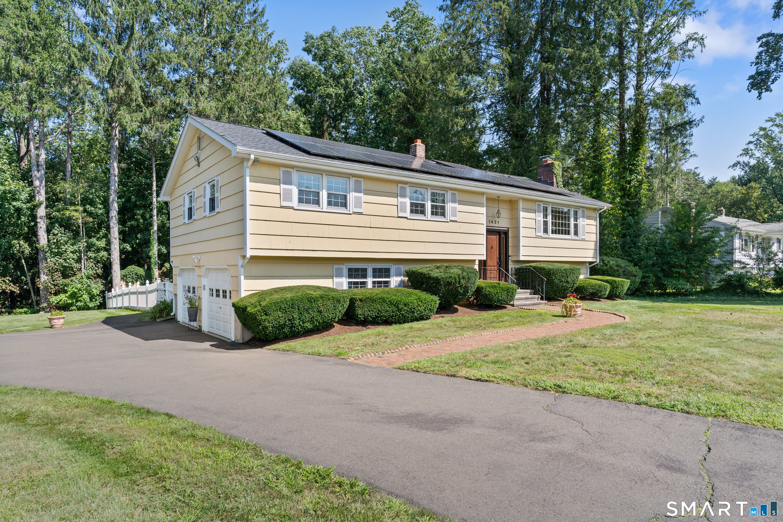 1431 Long Hill Road Guilford CT 06437