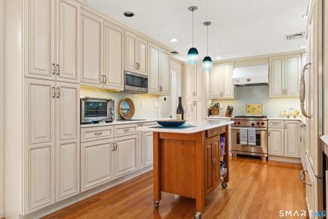 1431 Long Hill Road Guilford CT 06437