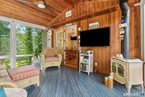 1431 Long Hill Road Guilford CT 06437