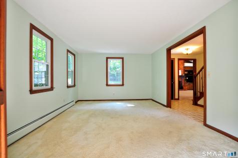11 Roundhill Road Granby CT 06035