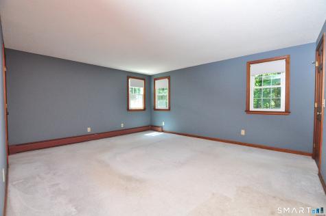 11 Roundhill Road Granby CT 06035