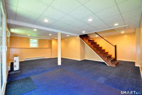 11 Roundhill Road Granby CT 06035