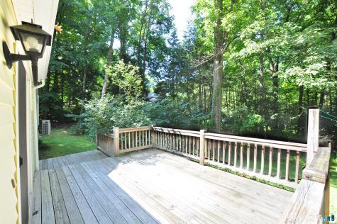 11 Roundhill Road Granby CT 06035