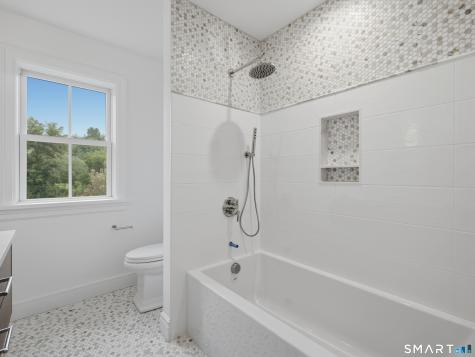11 Old Farm Drive West Hartford CT 06107