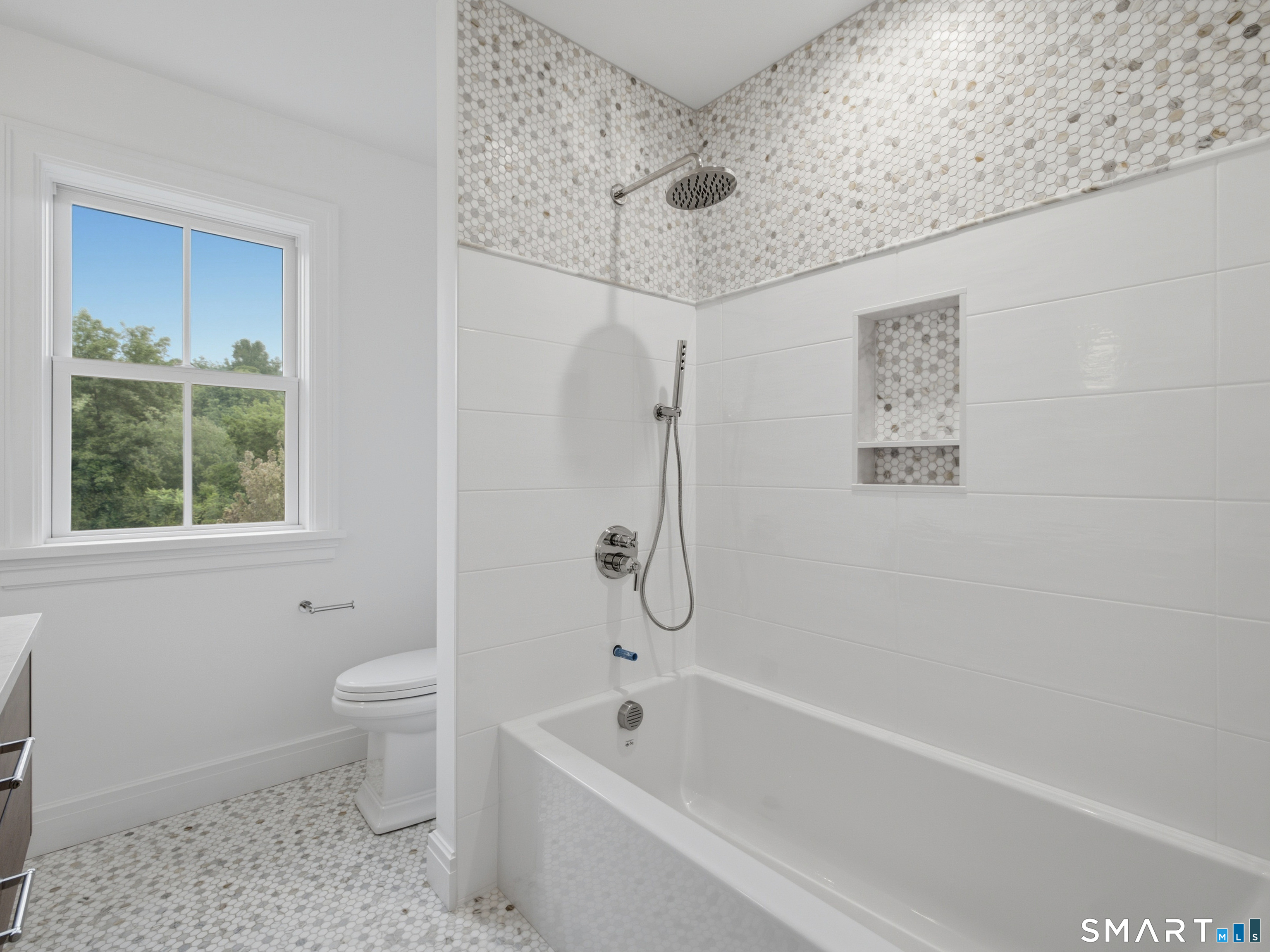 11 Old Farm Drive West Hartford CT 06107