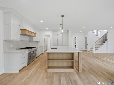 11 Old Farm Drive West Hartford CT 06107