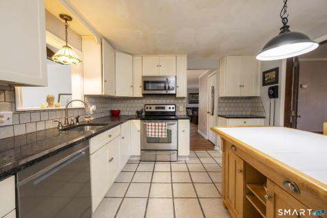6 Morris Hubbard Road Haddam CT 06441