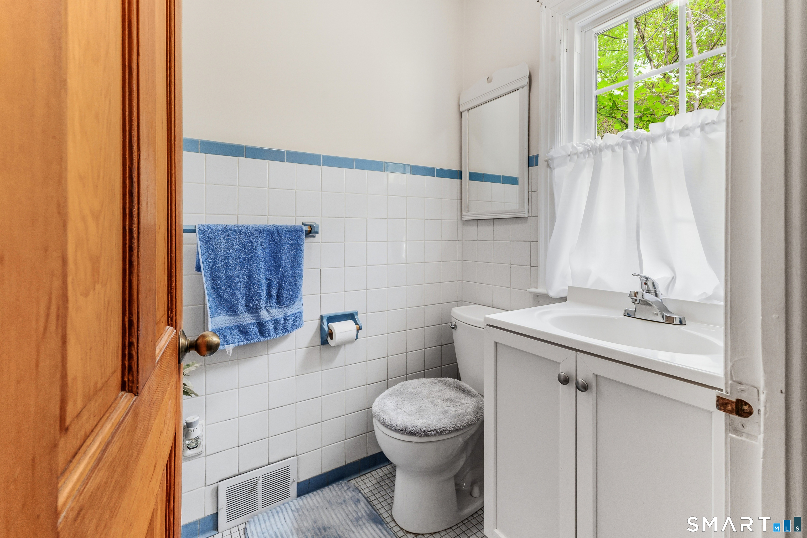 205 South Main Street Seymour CT 06483