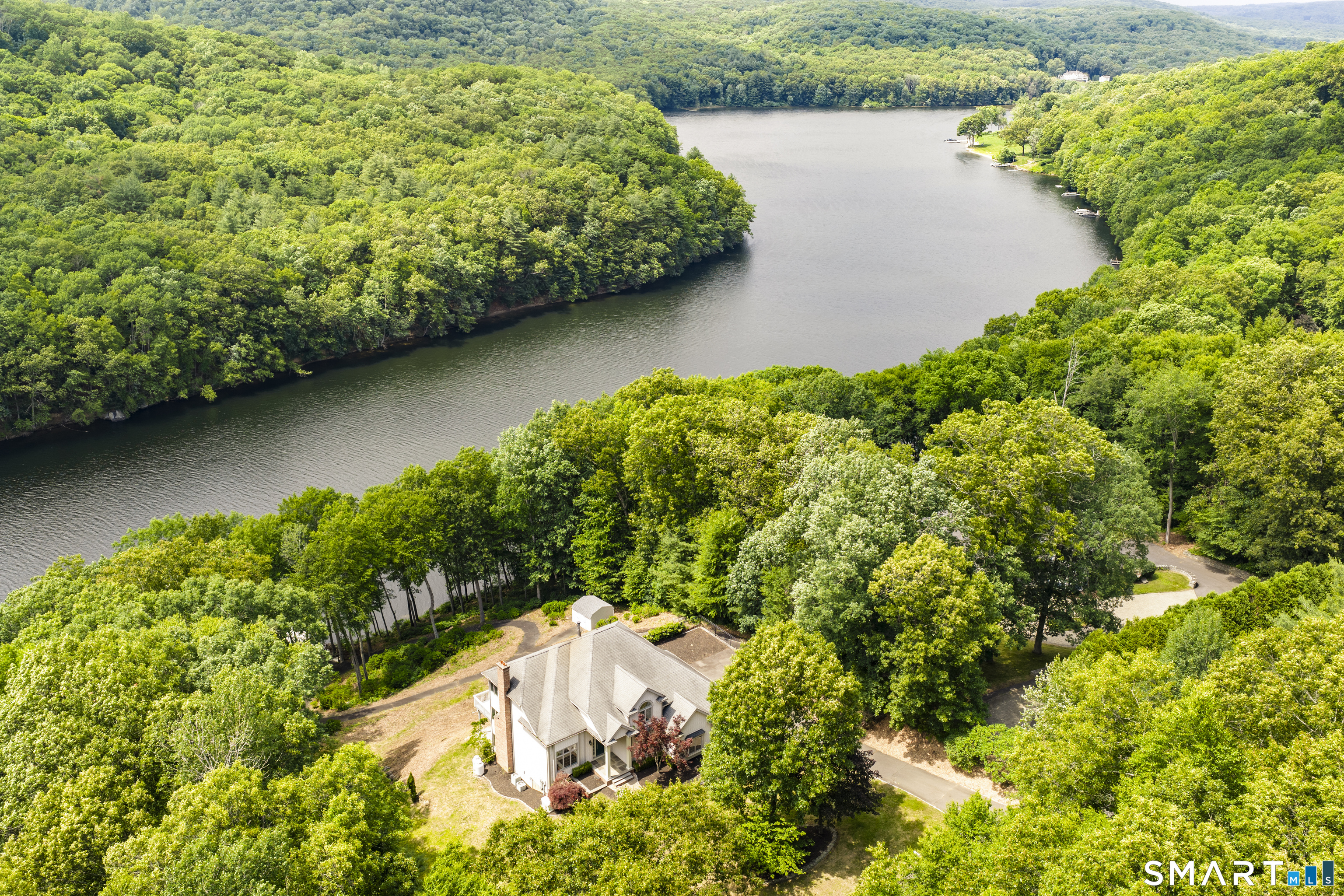 282 Tepi Drive Southbury CT 06488