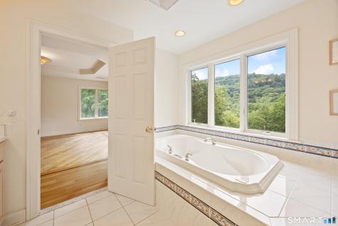 282 Tepi Drive Southbury CT 06488