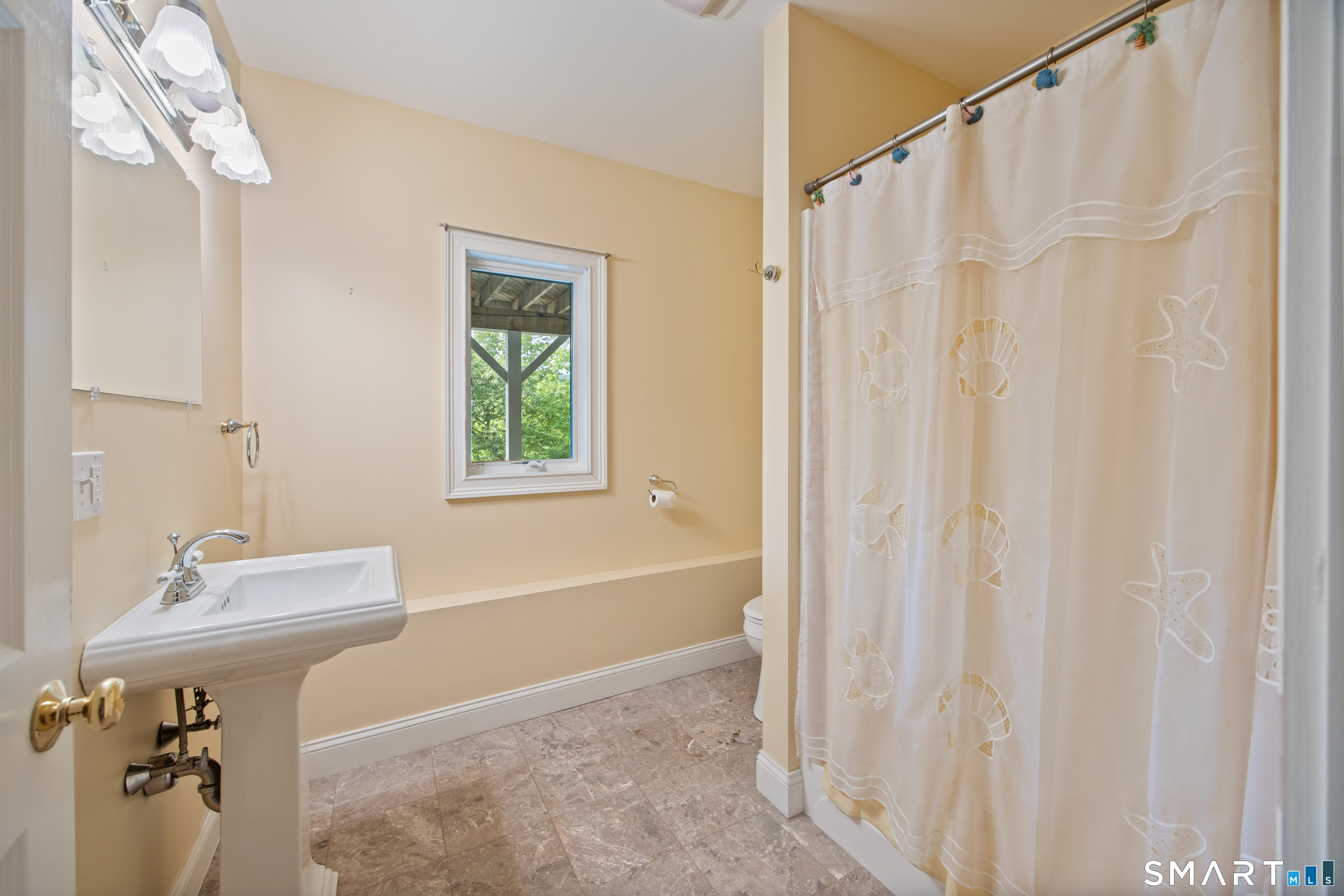 282 Tepi Drive Southbury CT 06488