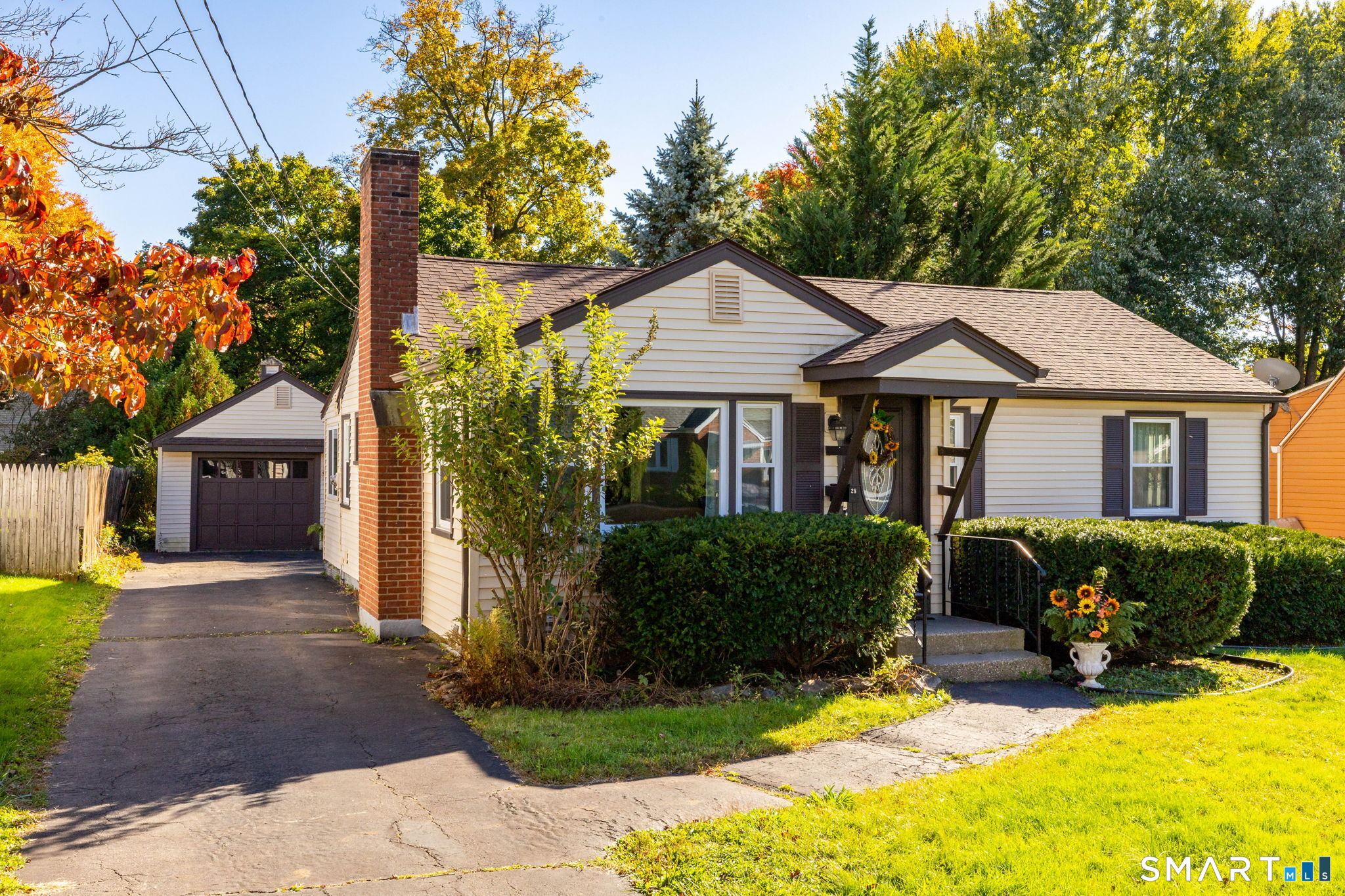 28 Dix Road Wethersfield CT 06109