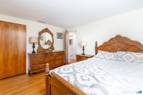 28 Dix Road Wethersfield CT 06109