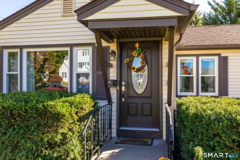 28 Dix Road Wethersfield CT 06109