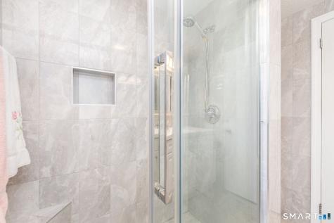 28 Dix Road Wethersfield CT 06109