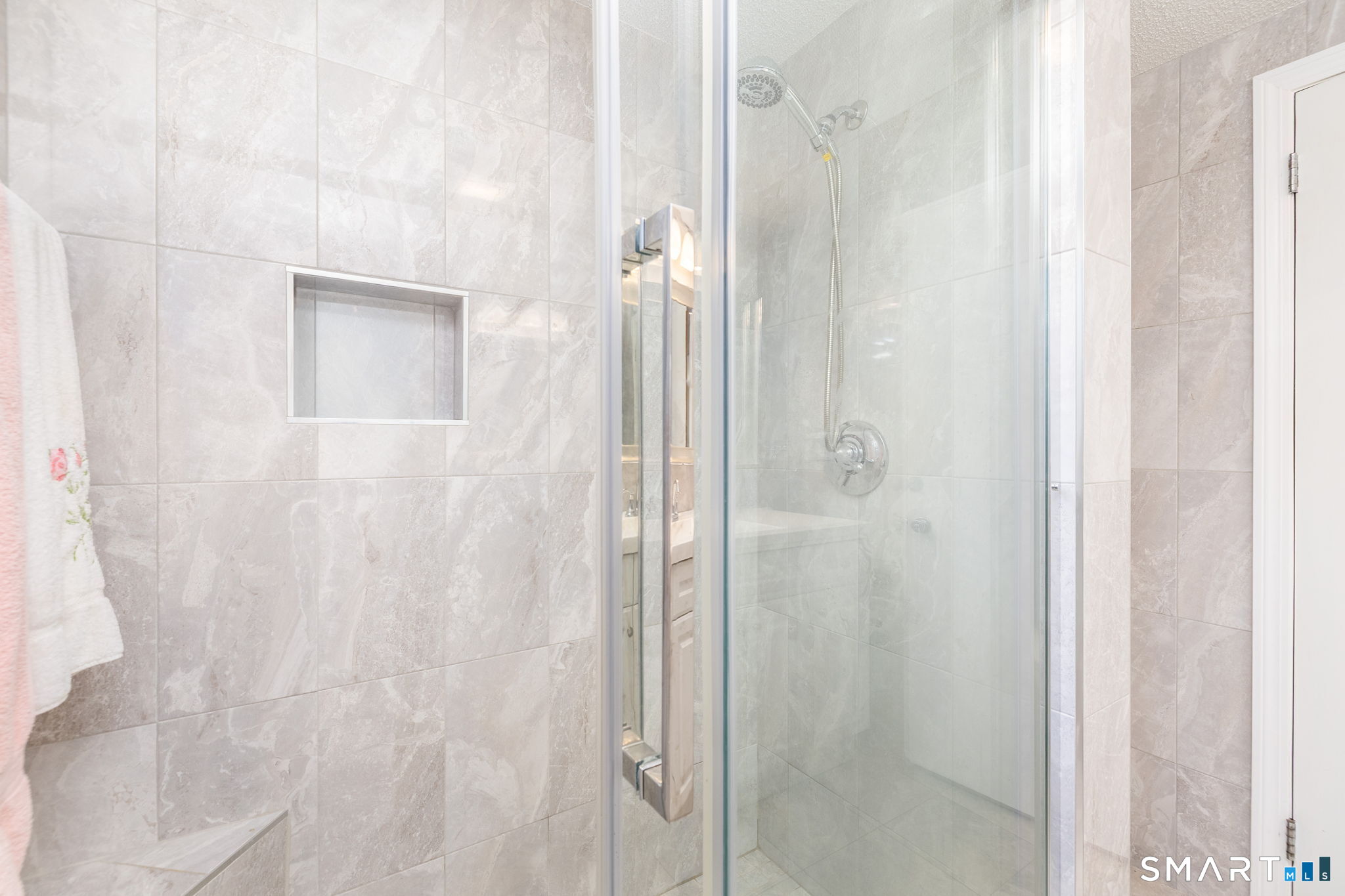 28 Dix Road Wethersfield CT 06109