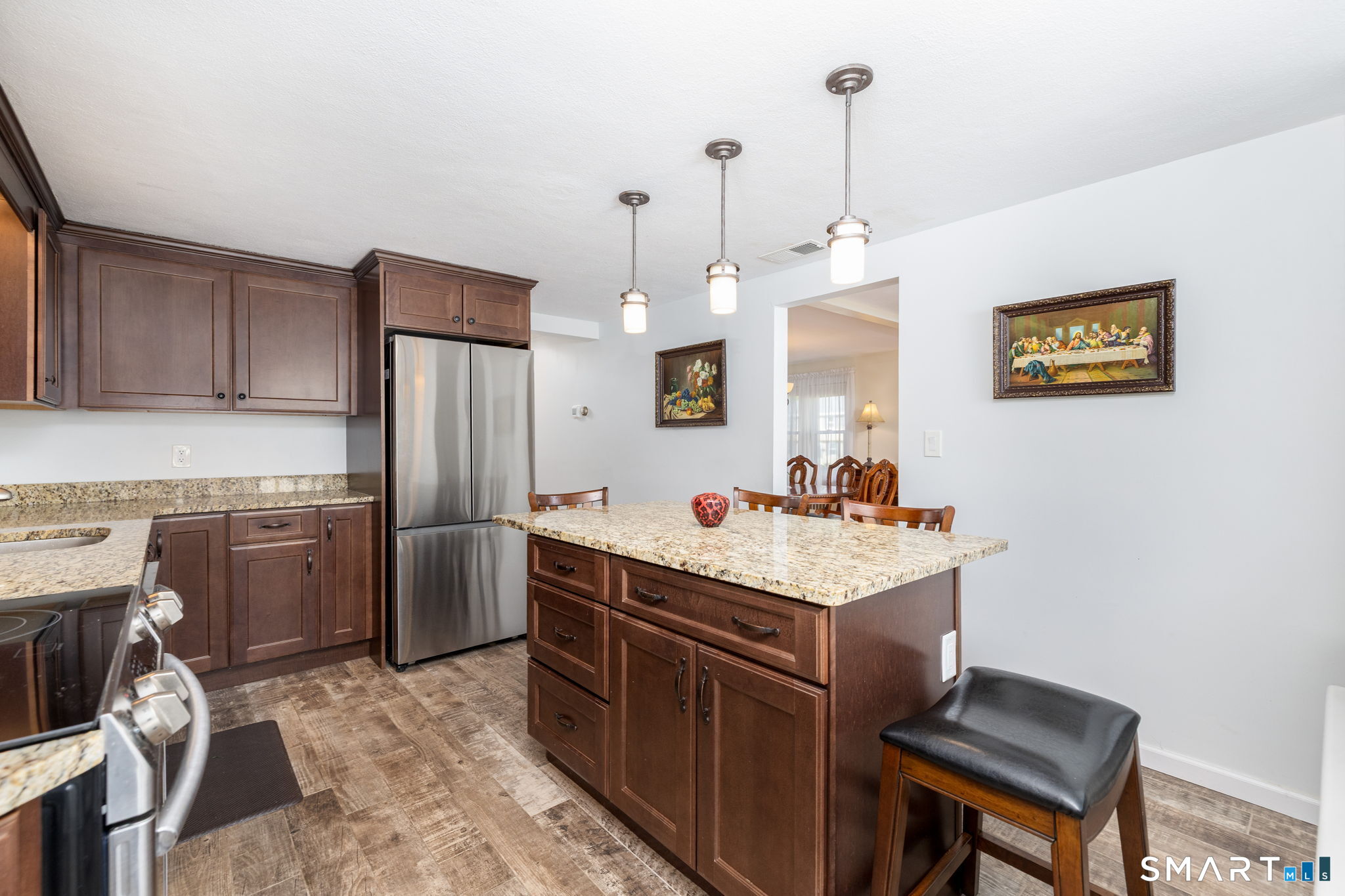 28 Dix Road Wethersfield CT 06109