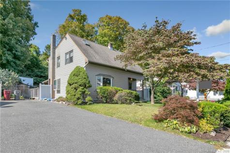 85 Brookside Avenue Naugatuck CT 06770