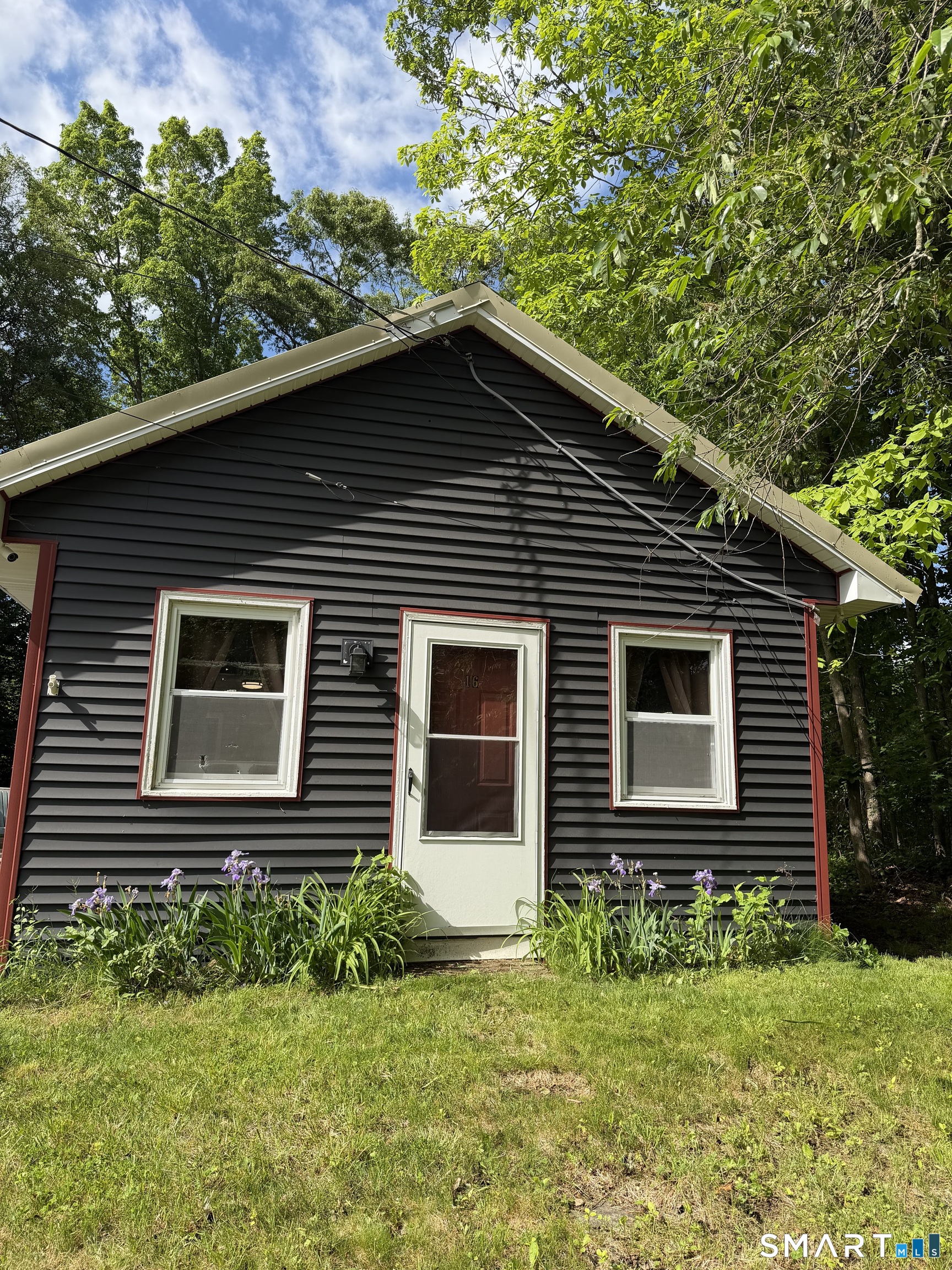 16 Shumway Avenue Killingly CT 06239