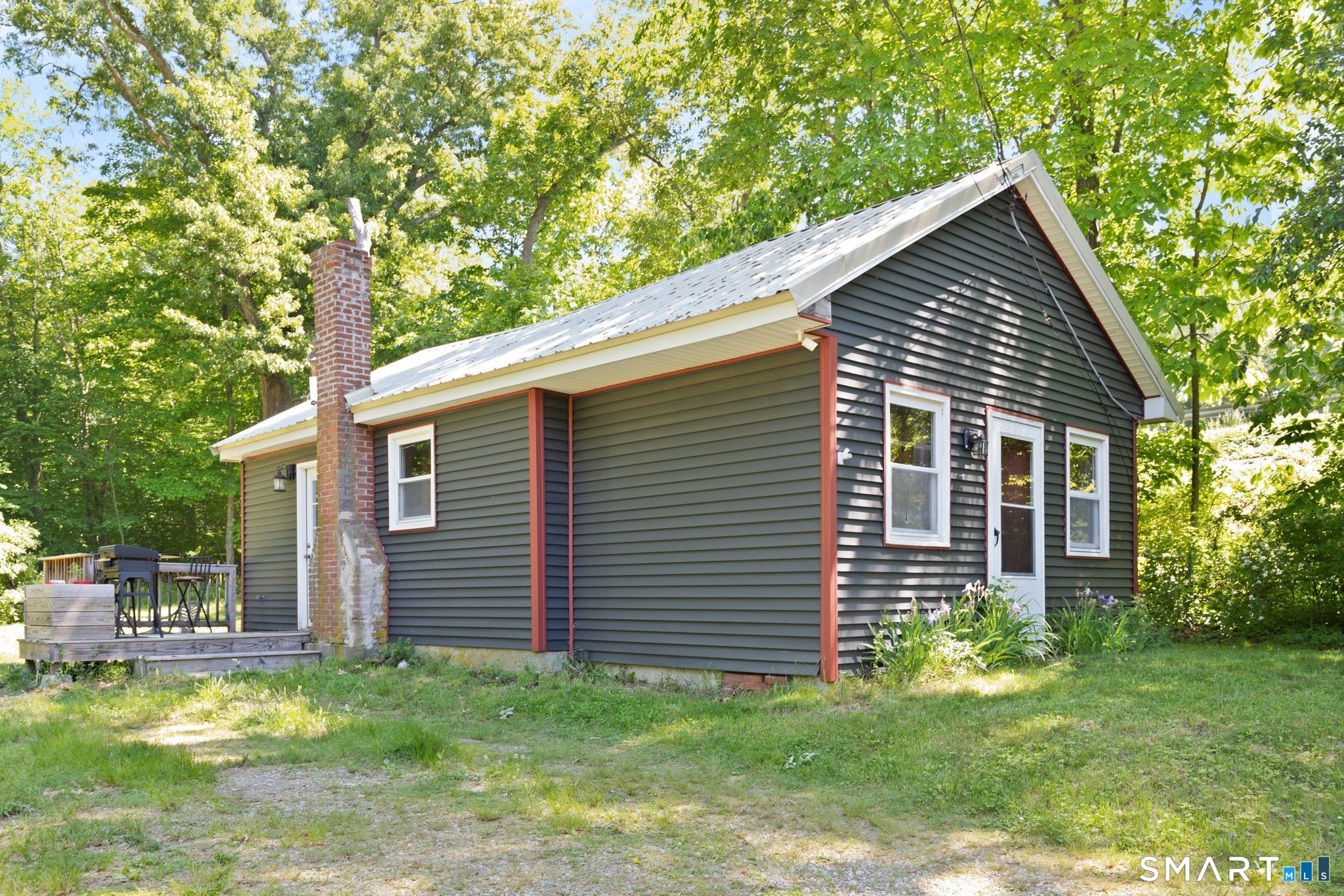 16 Shumway Avenue Killingly CT 06239