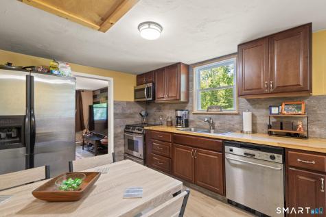 16 Shumway Avenue Killingly CT 06239