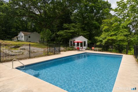 11 Autumn Lane Clinton CT 06413