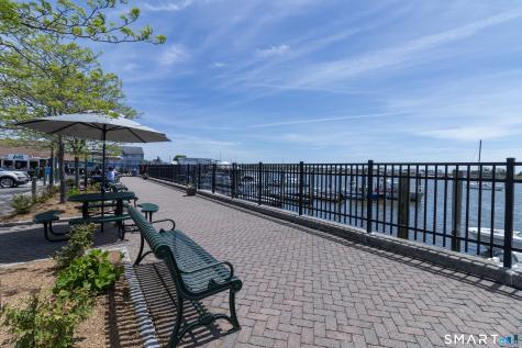 11 Autumn Lane Clinton CT 06413