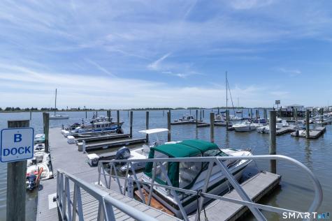 11 Autumn Lane Clinton CT 06413