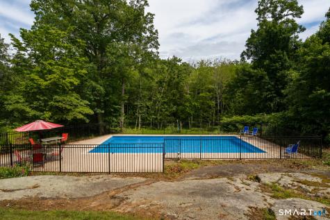 11 Autumn Lane Clinton CT 06413