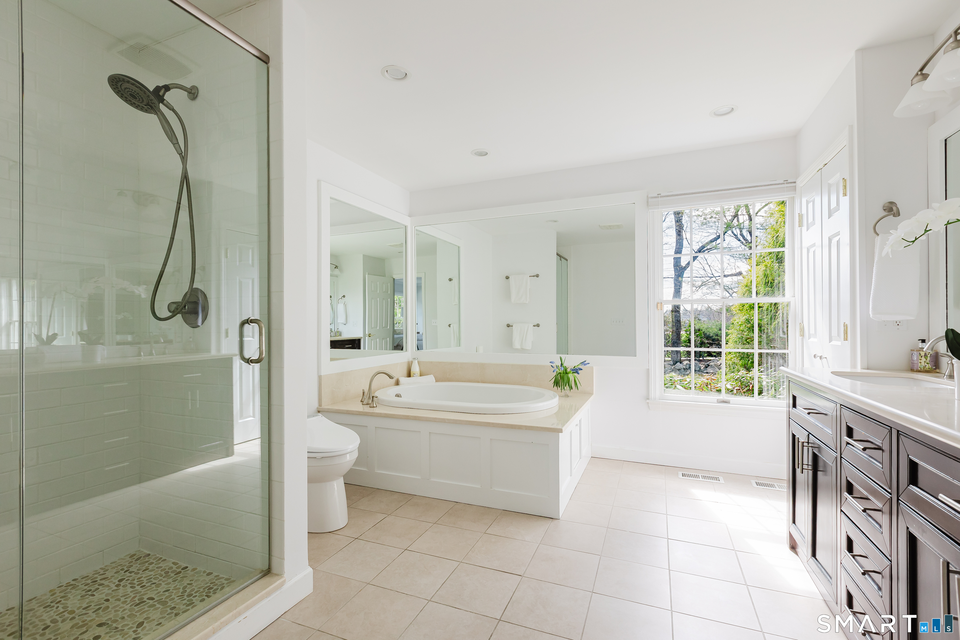 26 Farm Road New Canaan CT 06840
