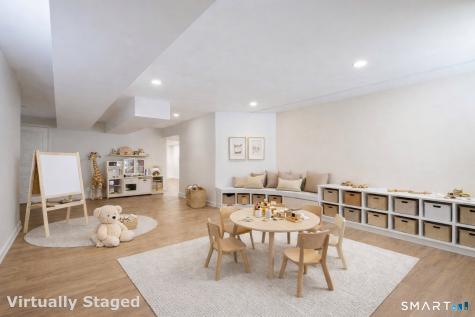 26 Farm Road New Canaan CT 06840