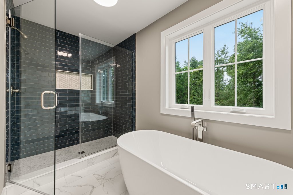 7 Beechwood Drive Newtown CT 06482
