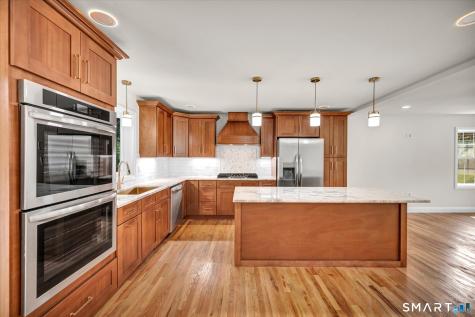33 Brightwood Lane West Hartford CT 06110