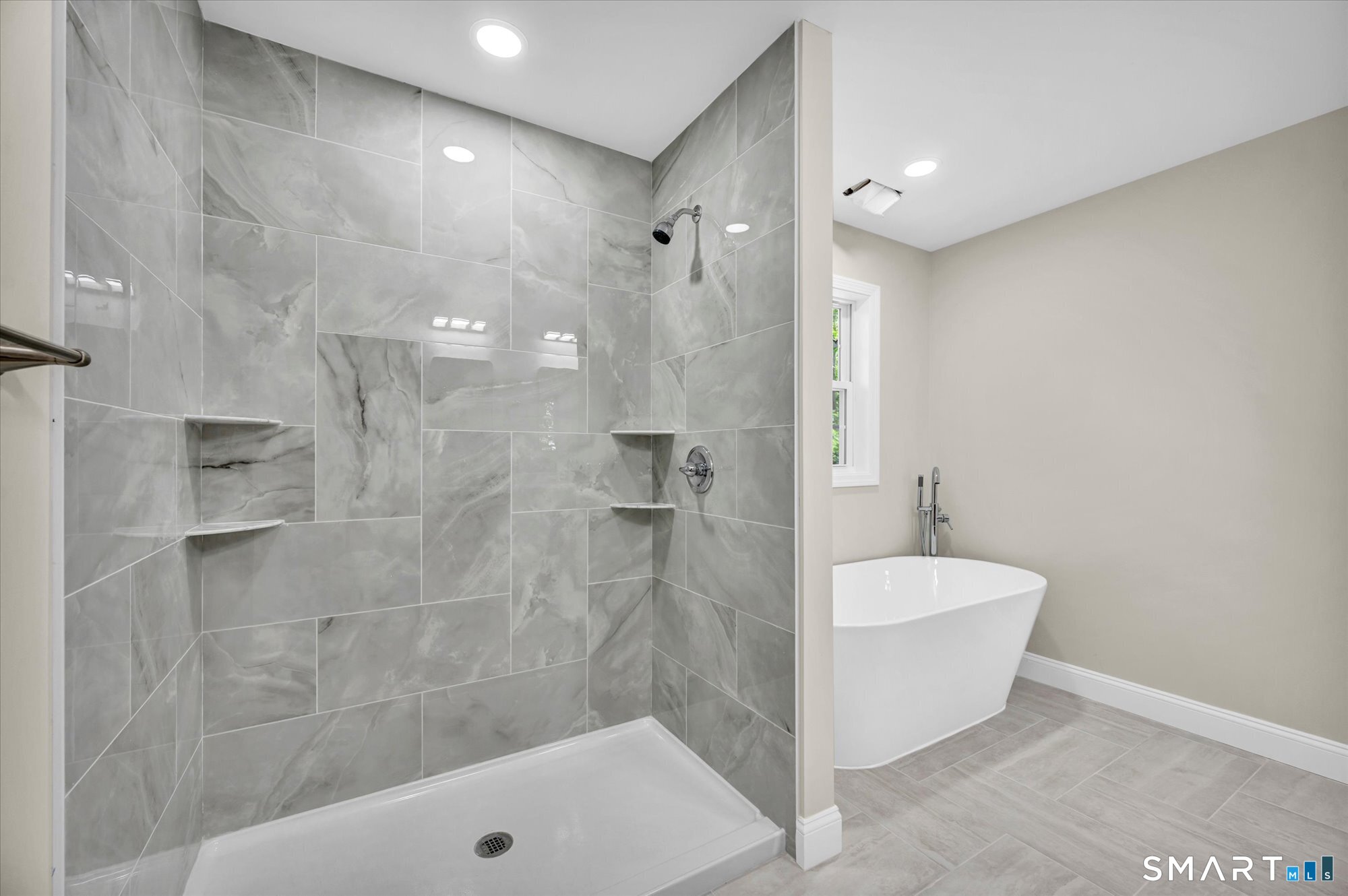 33 Brightwood Lane West Hartford CT 06110