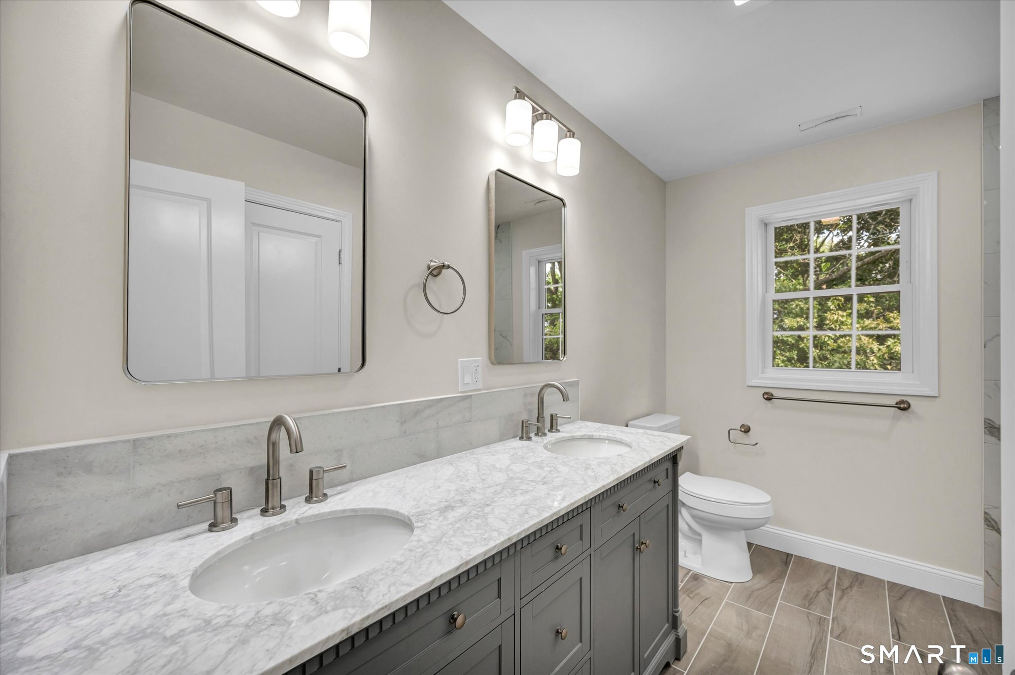 33 Brightwood Lane West Hartford CT 06110