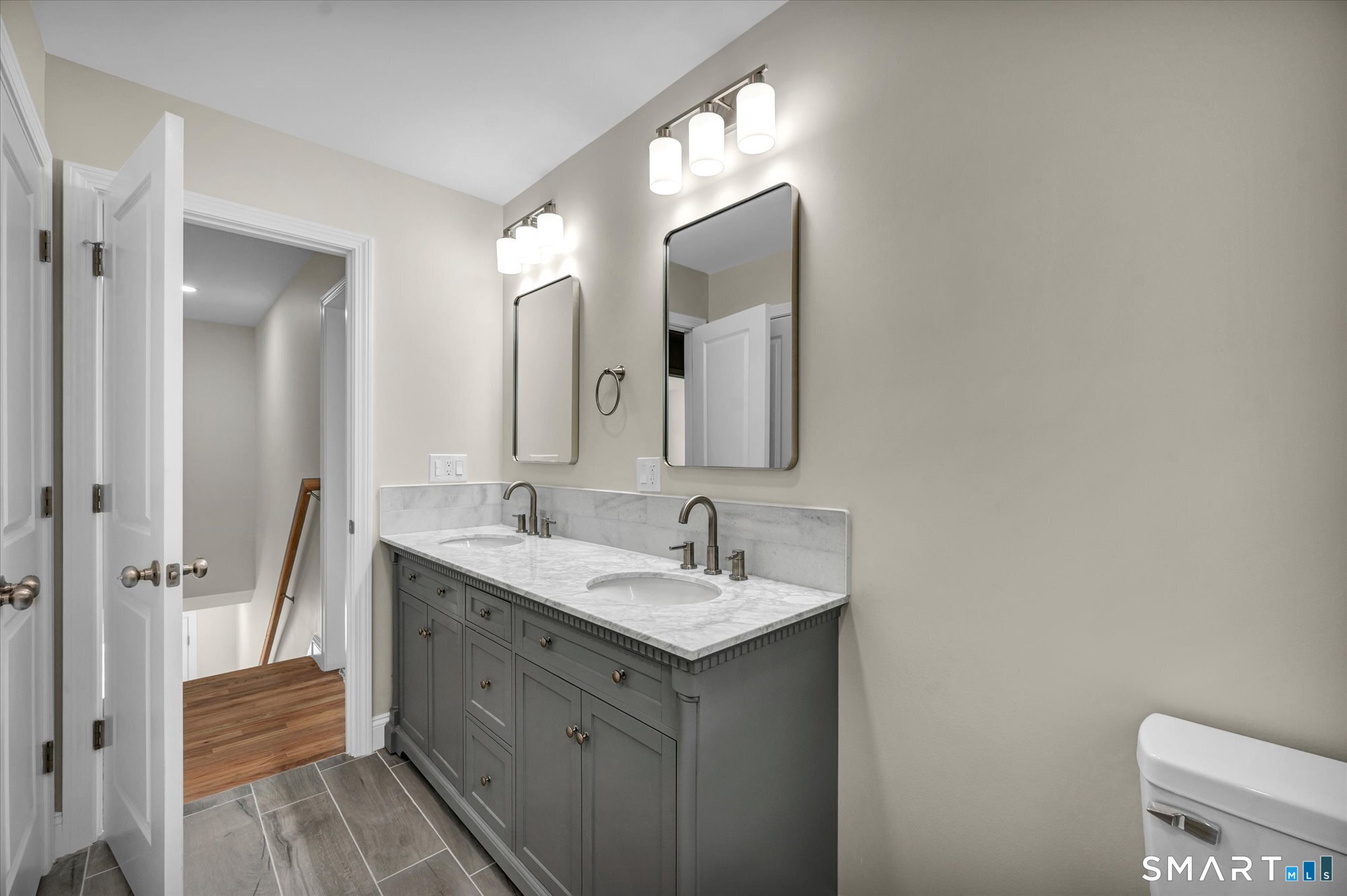 33 Brightwood Lane West Hartford CT 06110