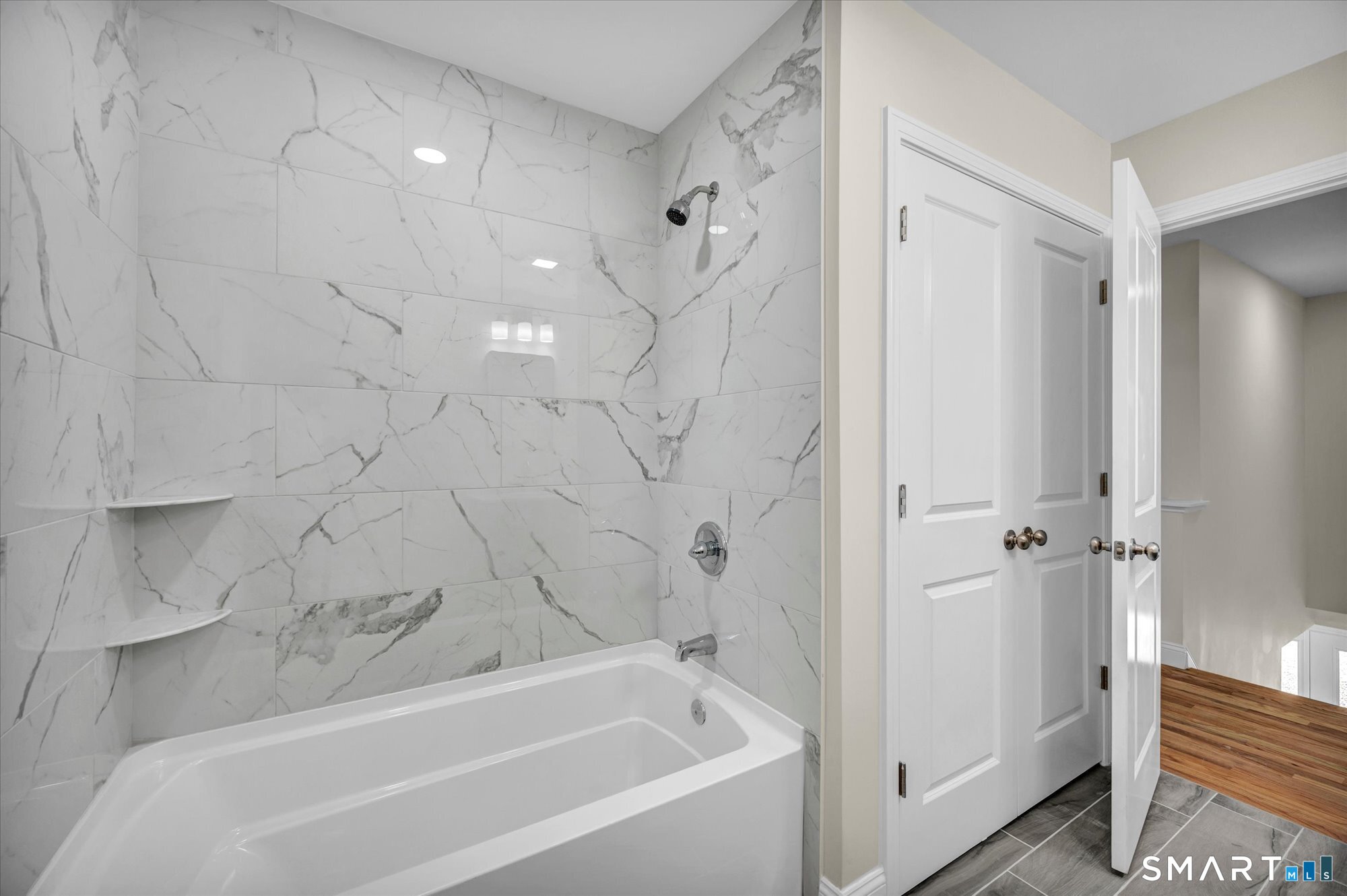 33 Brightwood Lane West Hartford CT 06110
