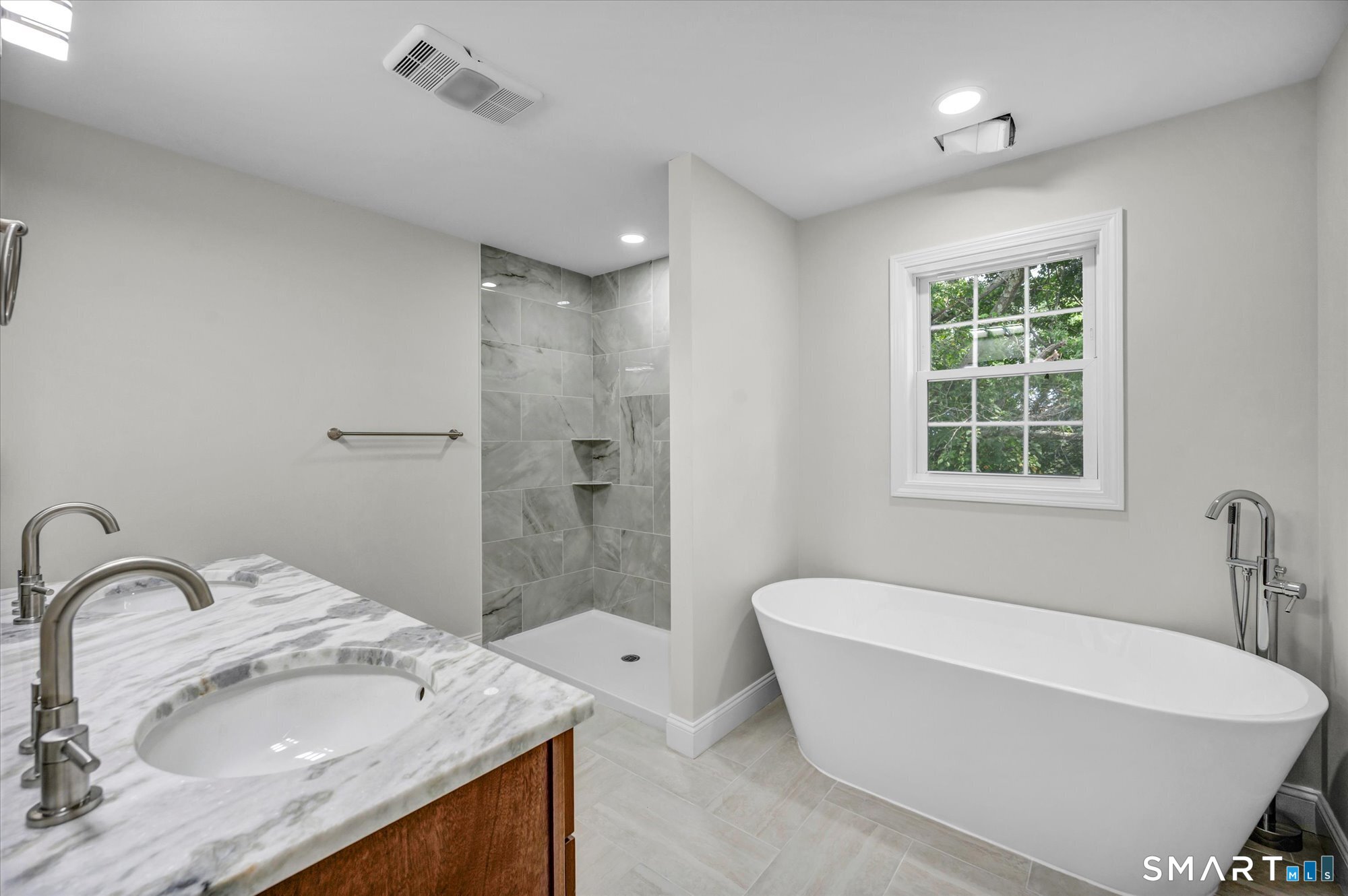 33 Brightwood Lane West Hartford CT 06110